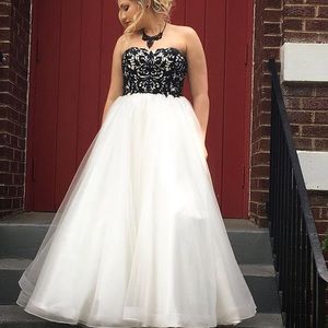 Prom/formal dress!